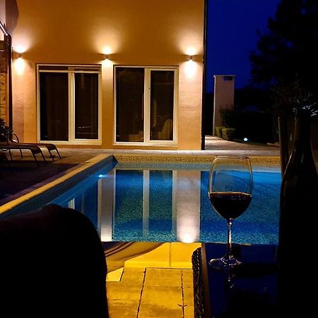 Villa Nemo Пореч Екстериор снимка