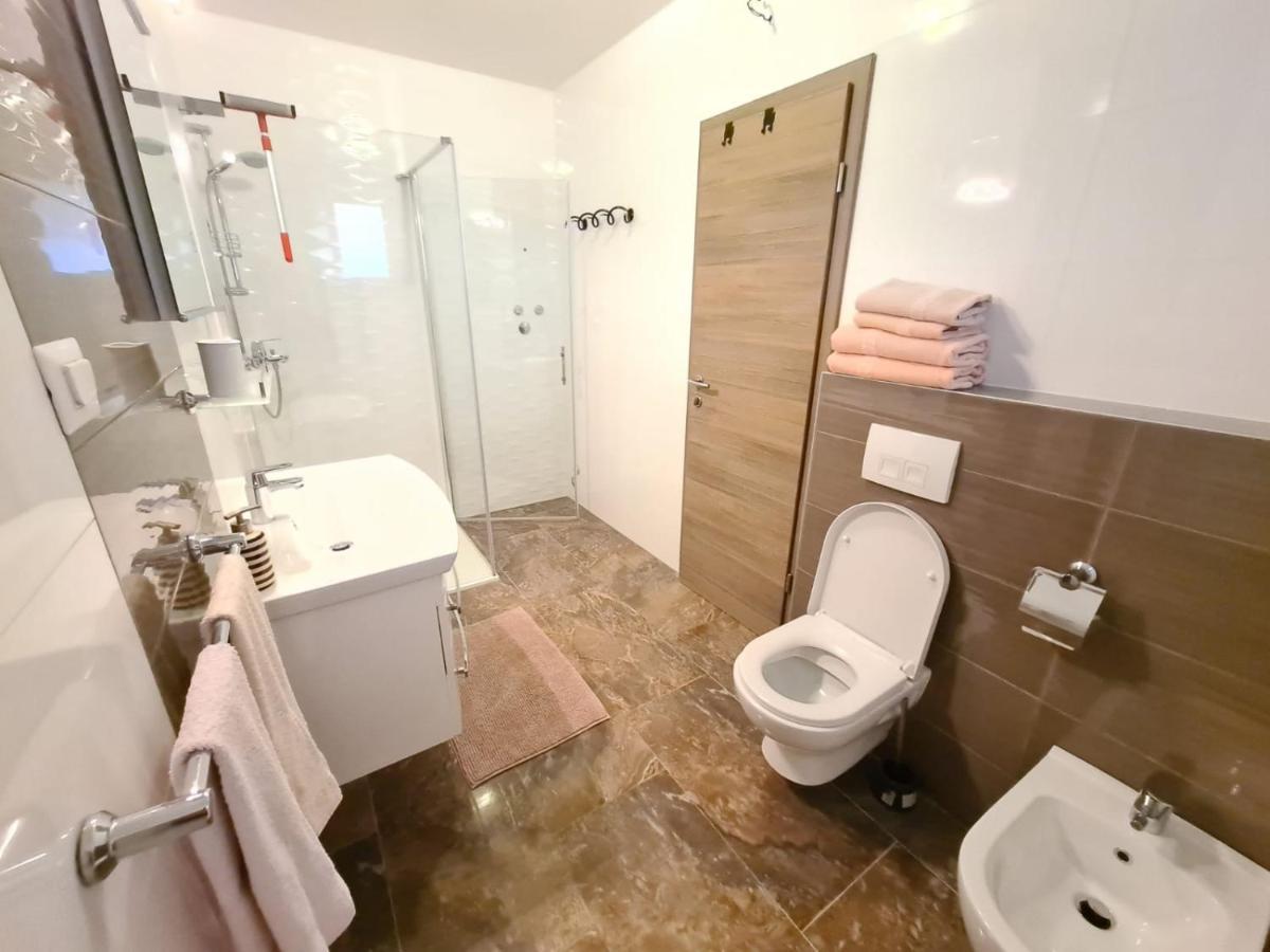 Villa Nemo Пореч Екстериор снимка