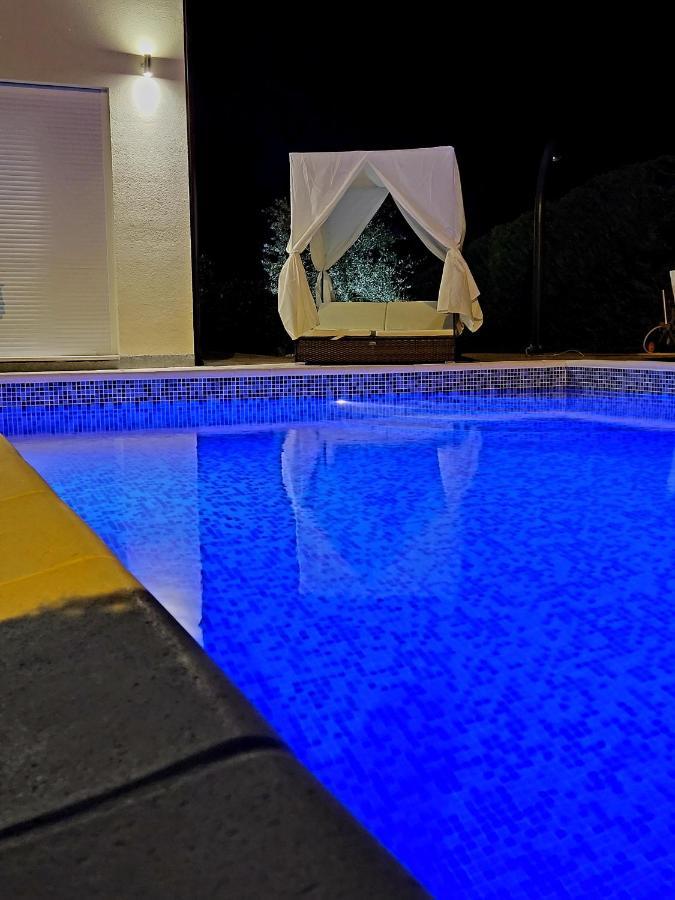 Villa Nemo Пореч Екстериор снимка